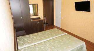 Гостиница Лимон Адлер Стандартный двухместный номер с 1 кроватью или 2 отдельными кроватями-2