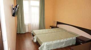 Гостиница Лимон Адлер Стандартный двухместный номер с 1 кроватью или 2 отдельными кроватями-3